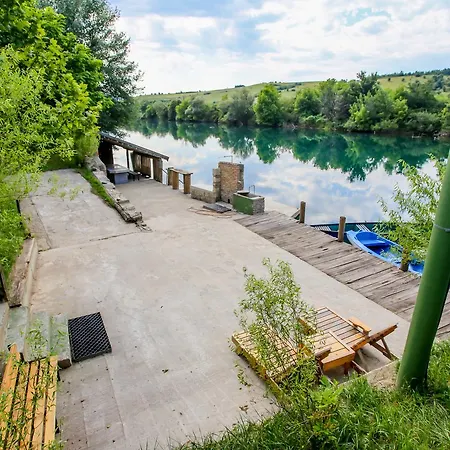 River 3 Apartment Bihac